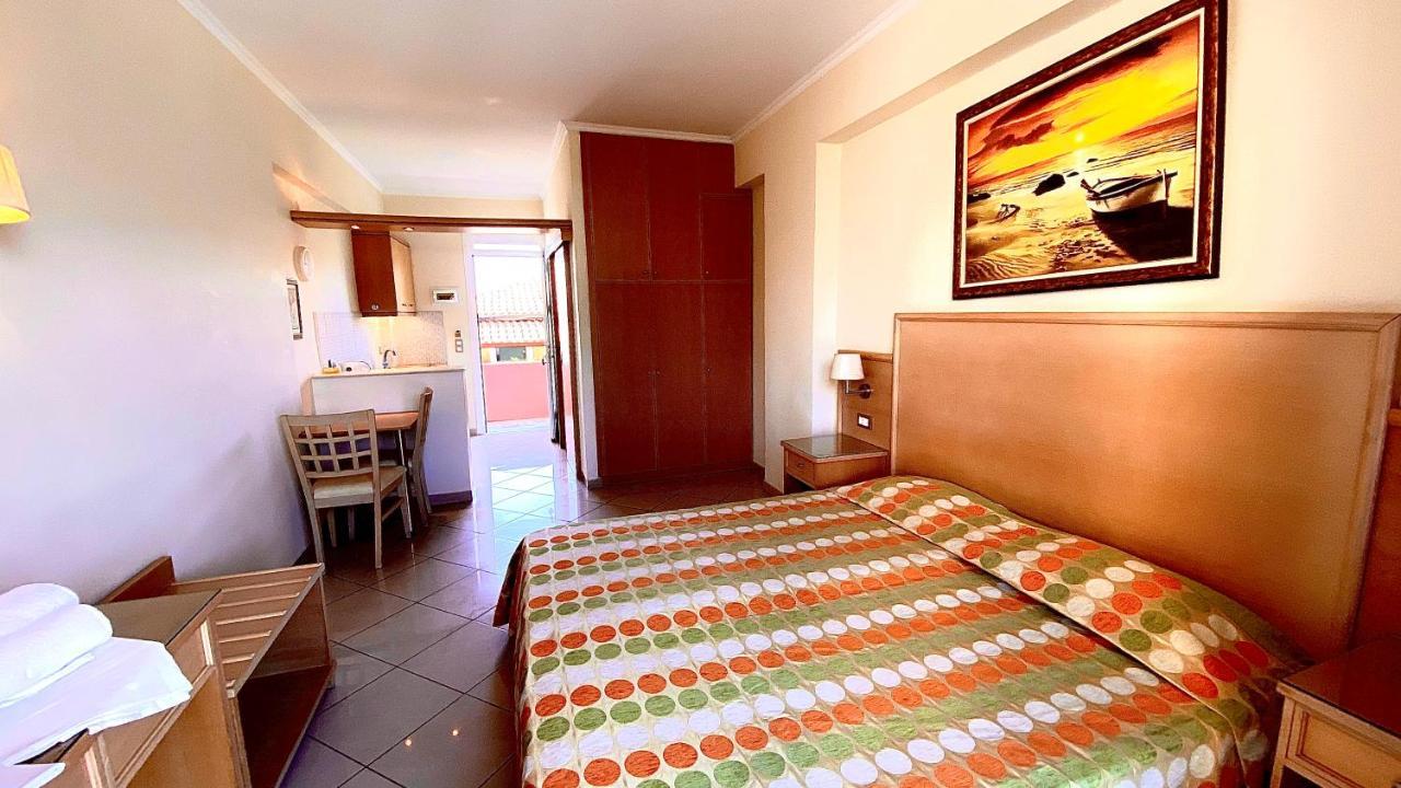 טסיליבי Marietta Boutique Apts מראה חיצוני תמונה