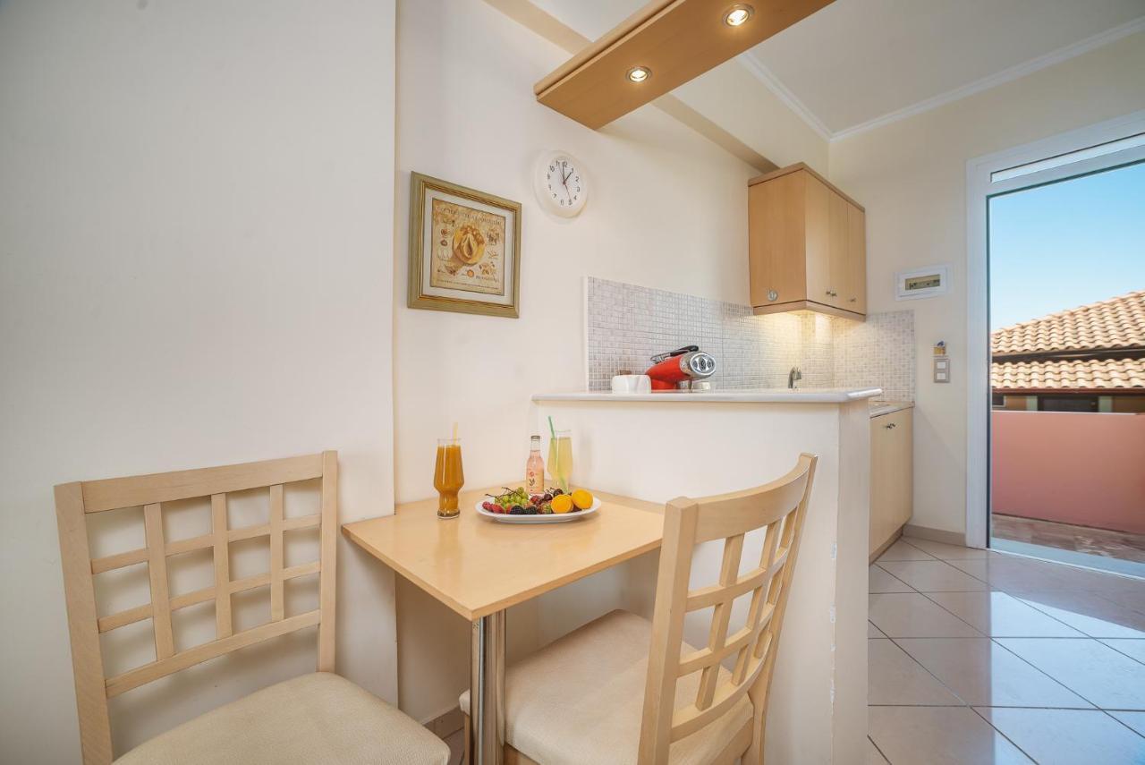 טסיליבי Marietta Boutique Apts מראה חיצוני תמונה