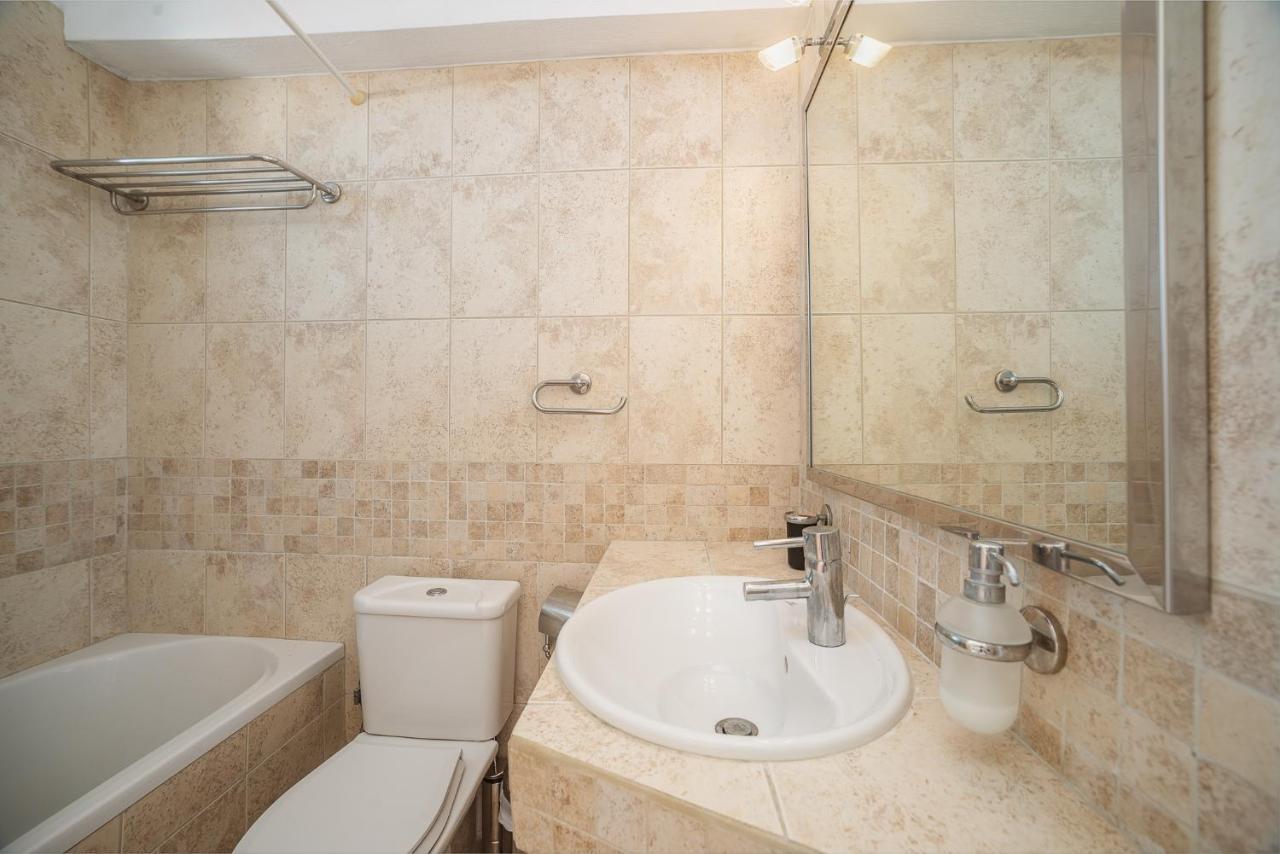 טסיליבי Marietta Boutique Apts מראה חיצוני תמונה